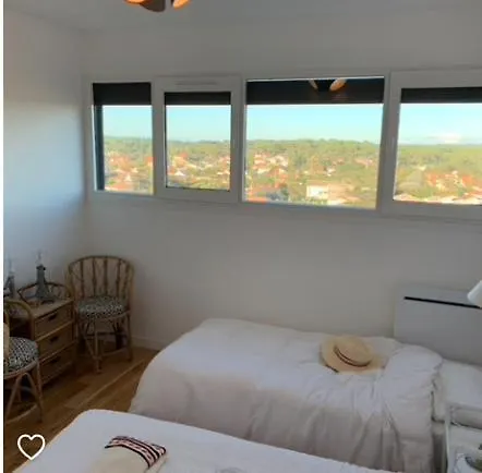 Privee Sur L'ocean Sur Place,espaces Partages, Quiet Luxury Проживание в семье Лакано